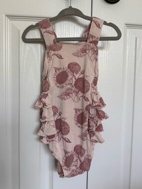 Kate Quinn 6-12m outfit